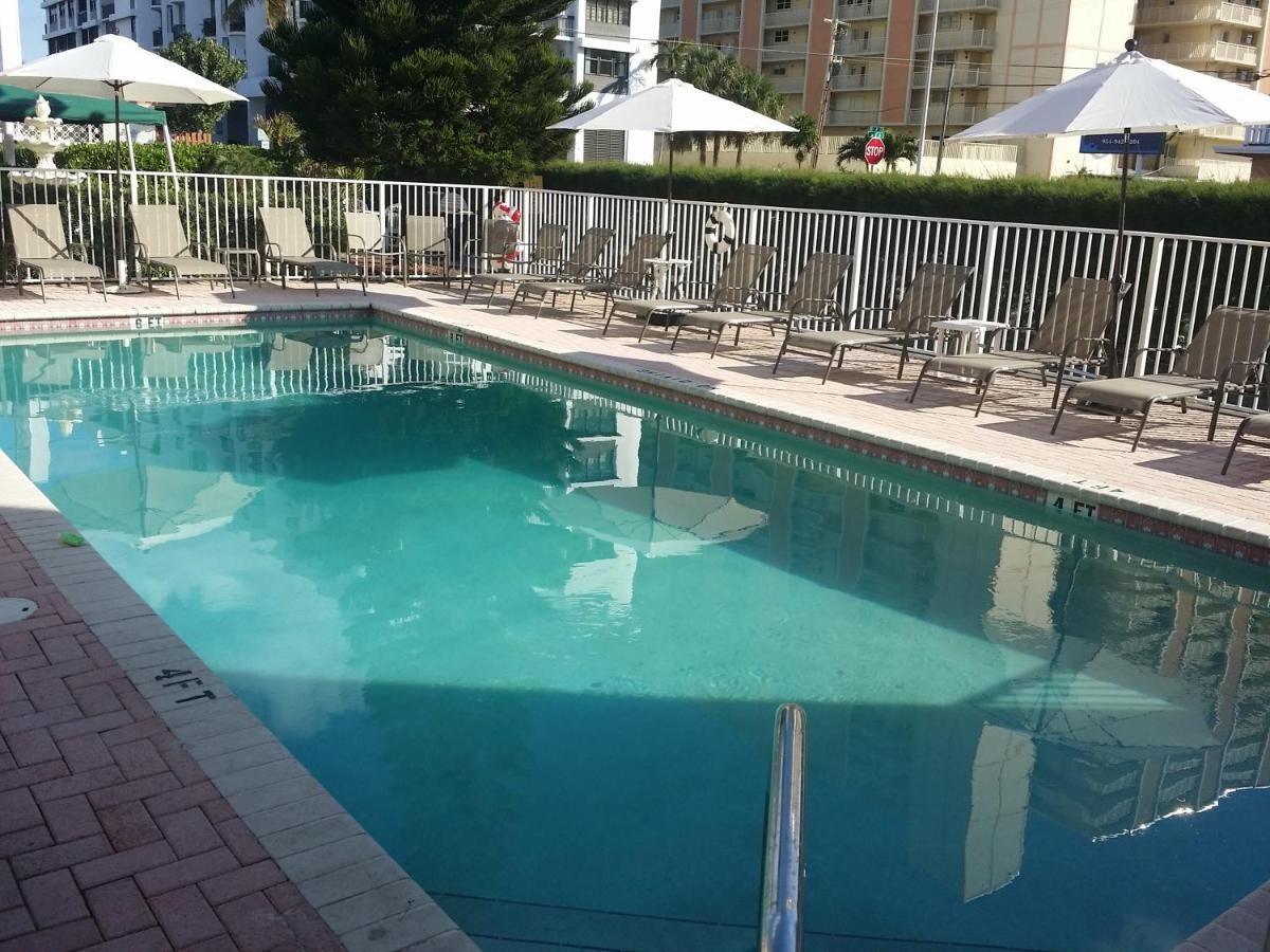 Shores Terrace 9