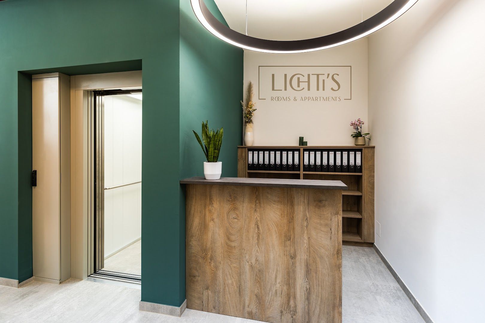 Lichti's Rooms 6