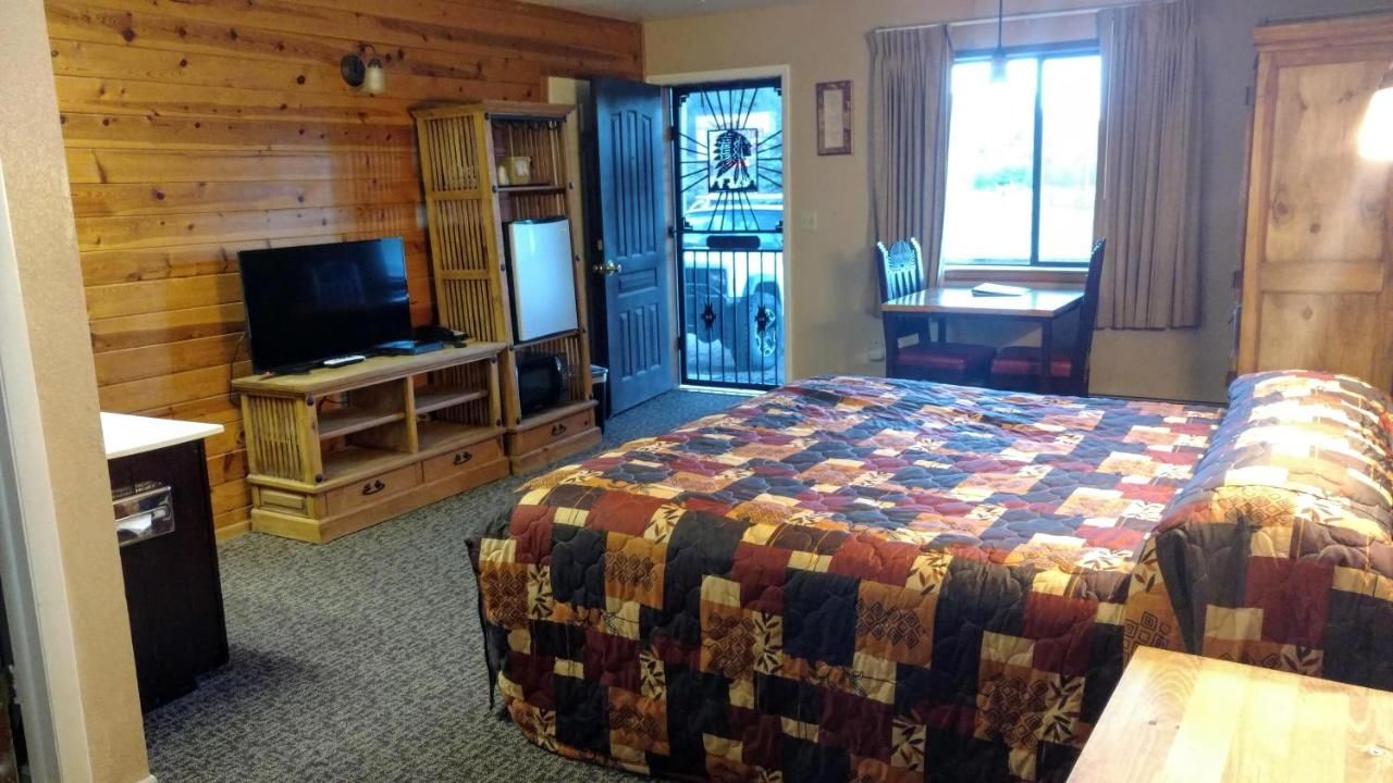 Chama River Bend Lodge 8