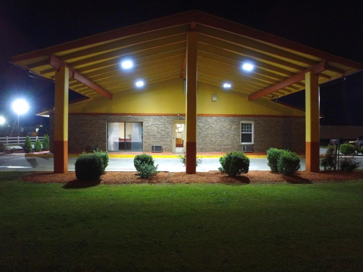 Cross Road Motel 6