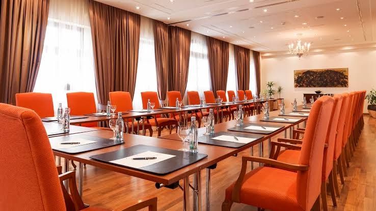 Relais & Châteaux Hotel Bülow Palais 6