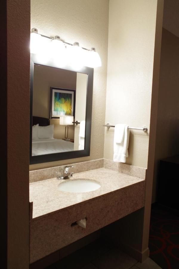 Baymont by Wyndham O'Fallon St. Louis Area 10