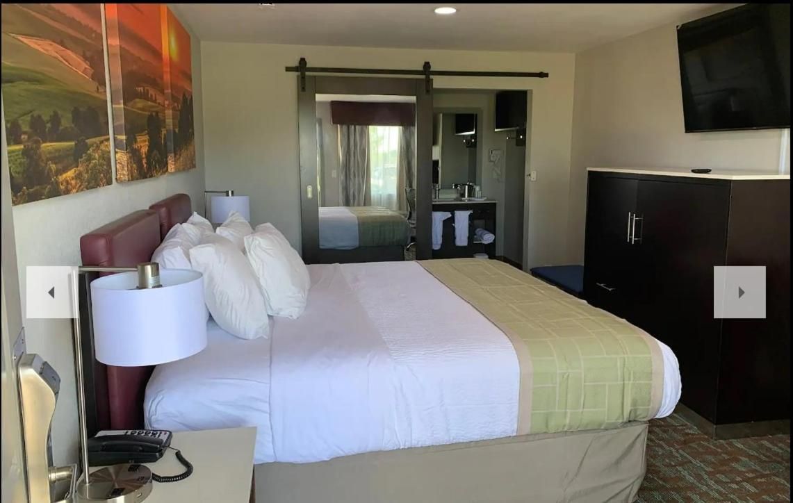 Days Inn by Wyndham Bellville Mansfield 6