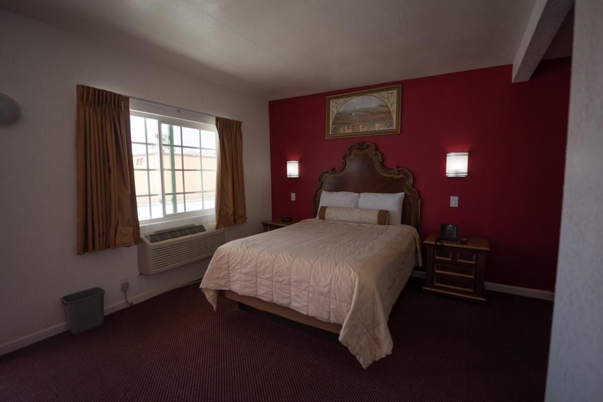 A Nights Inn 6