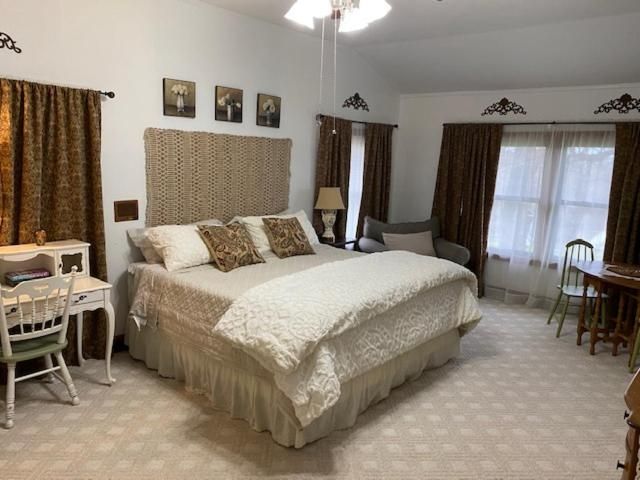 Live Oak B&B 8