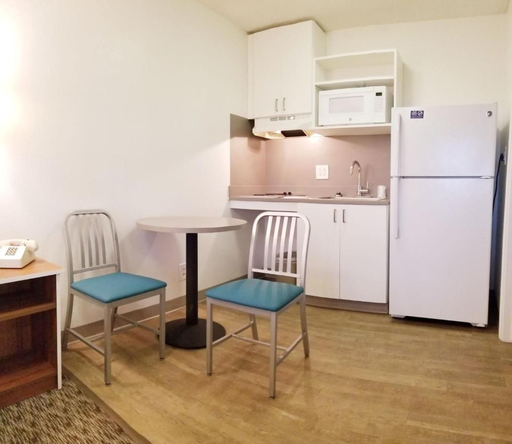 InTown Suites Extended Stay Arlington TX – South 7