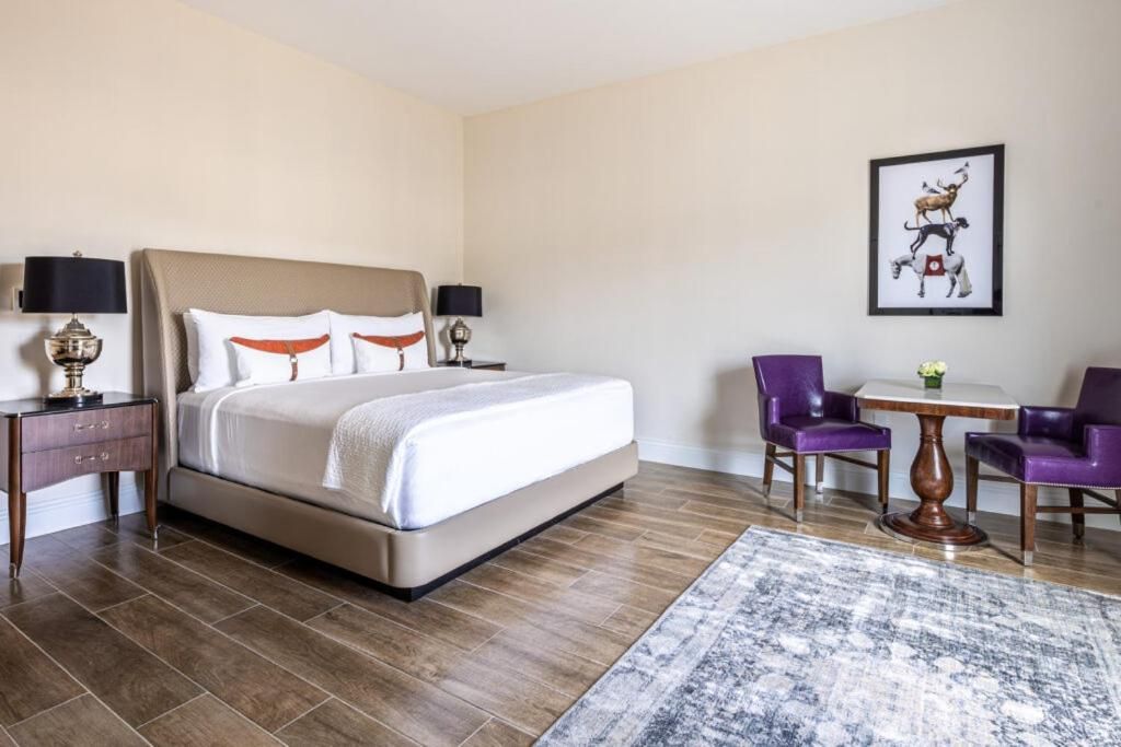The Riding Academy Hotel 10