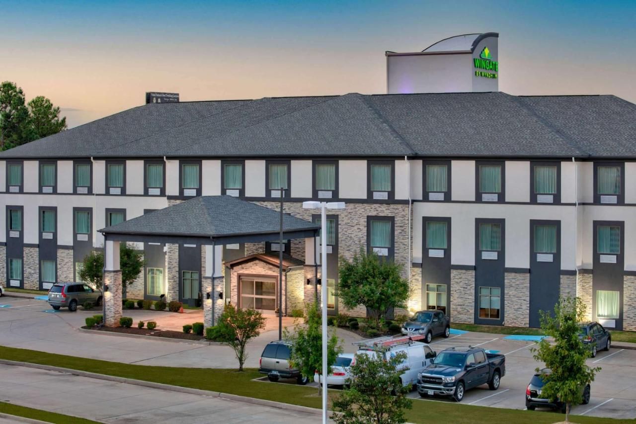 Wingate by Wyndham Longview North 10