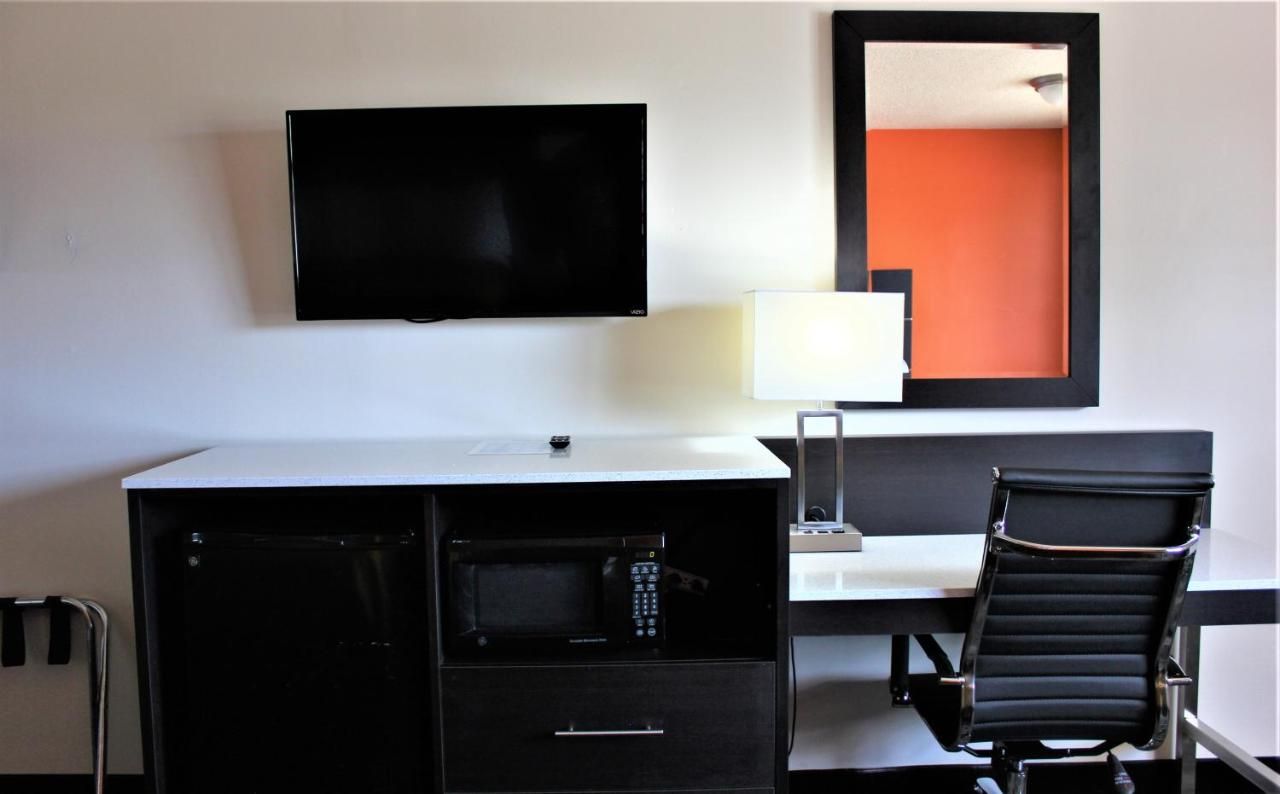 Travel Inn Eutaw 7