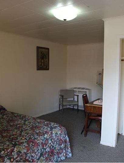 The Inn 6
