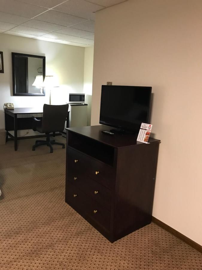 Brentwood Motor Inn 7