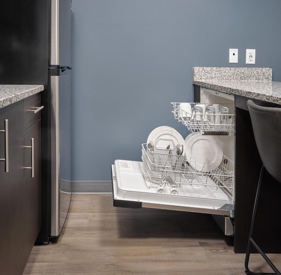 stayAPT Suites Auburn 6