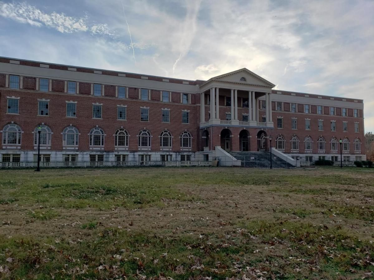 Inn at Blackstone 10