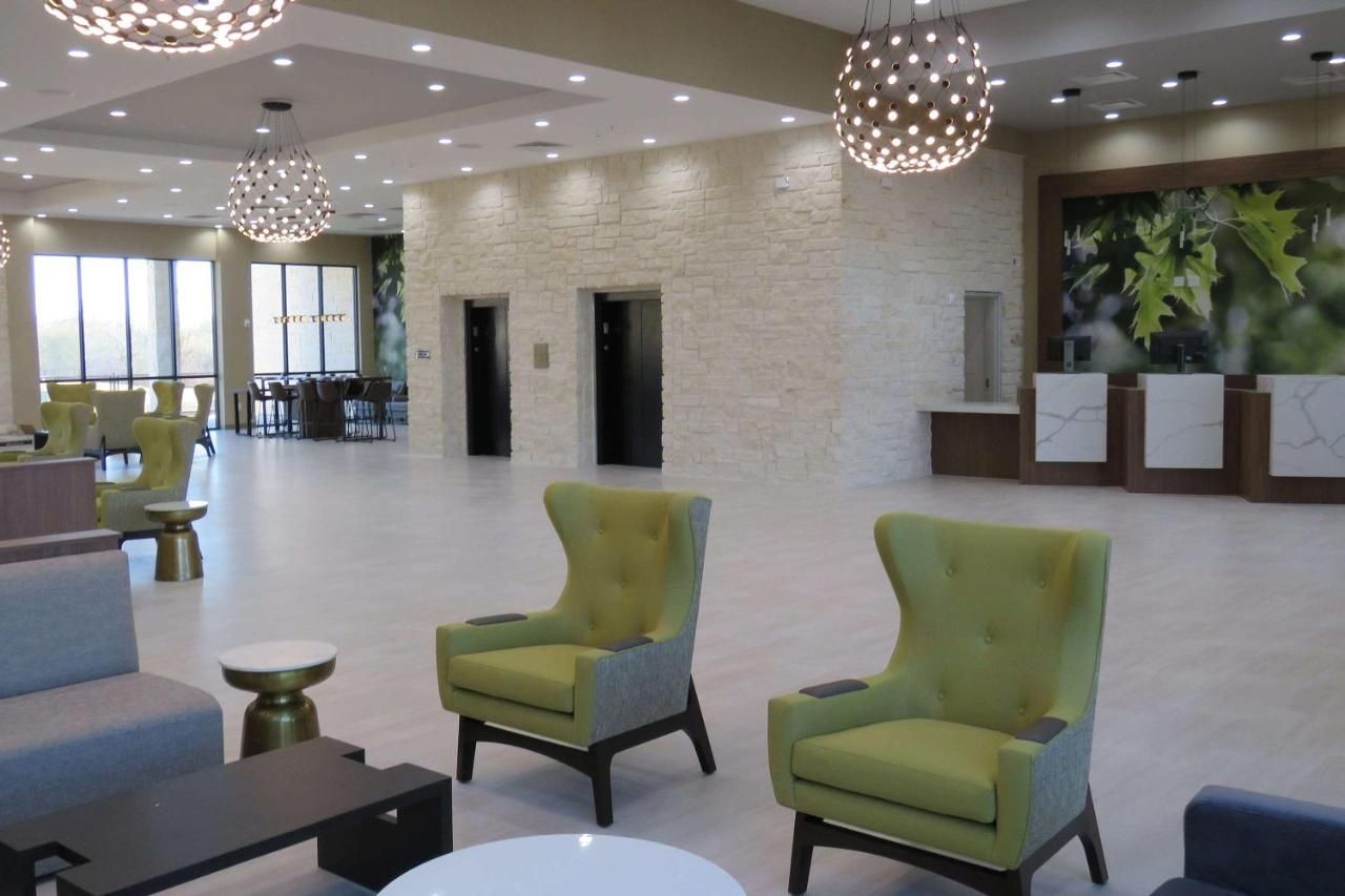 Wyndham Garden College Station 9