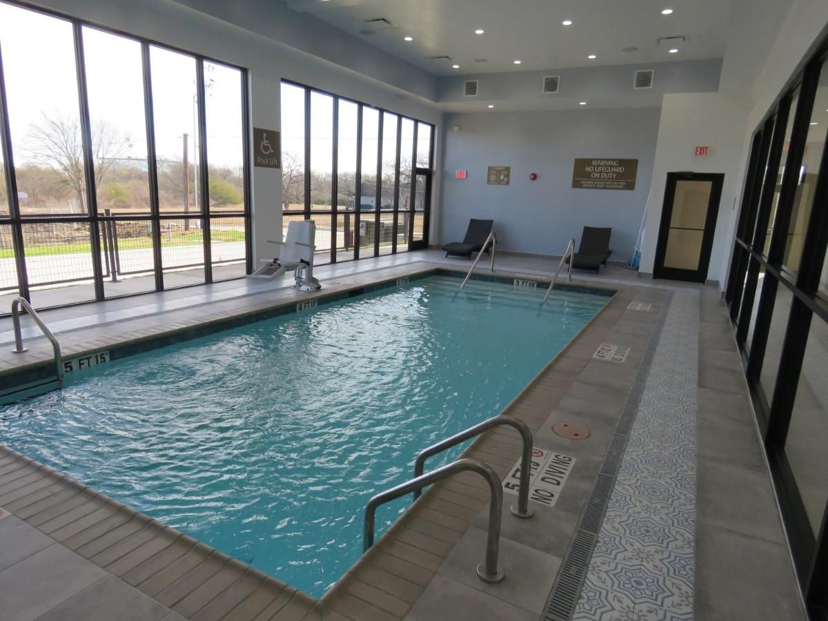 Wyndham Garden College Station 10