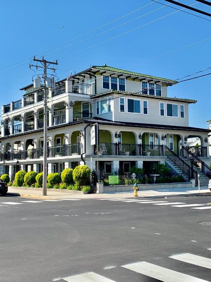 Ocean Manor 1100 Inn 10