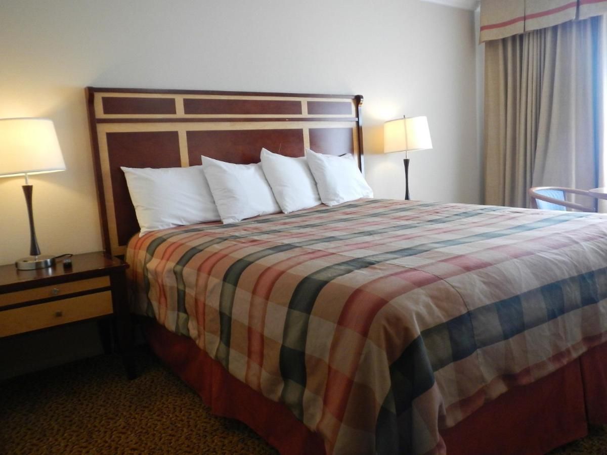 Travelodge by Wyndham Fairplex Pomona 6