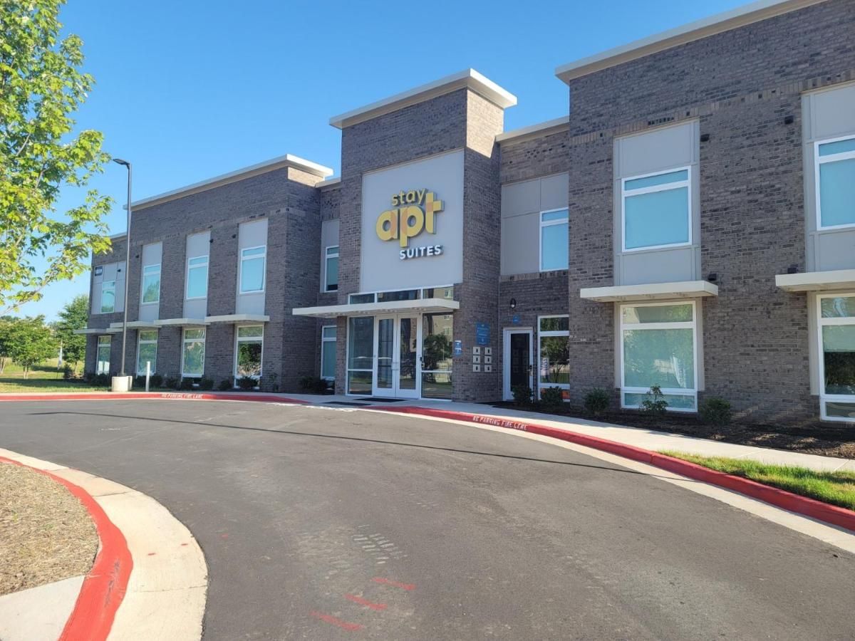 stayAPT Suites Raleigh-Durham/RTP 9