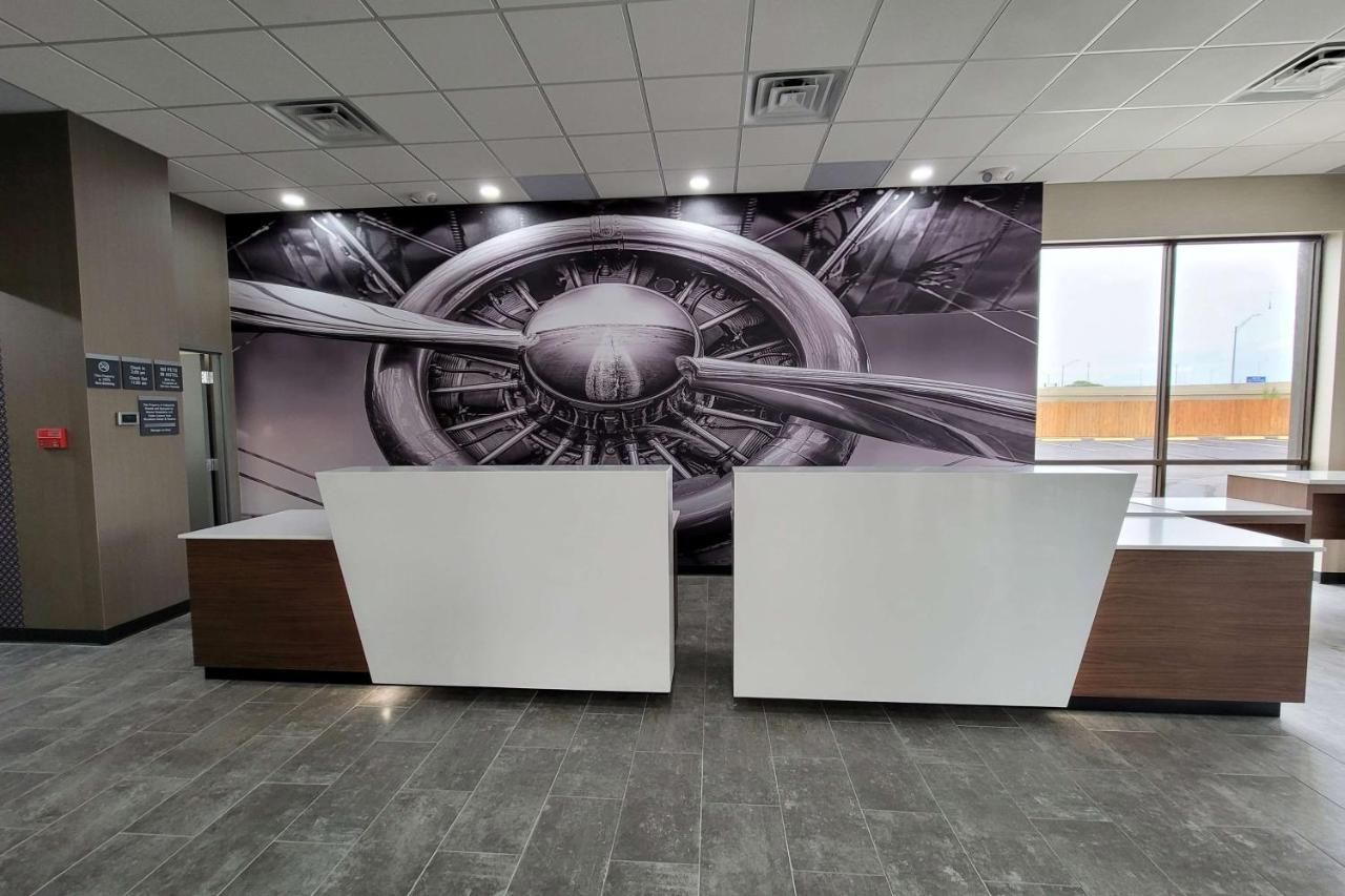 Wingate by Wyndham Wichita Airport 6