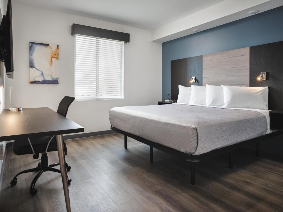 stayAPT Suites Cleveland TN 6