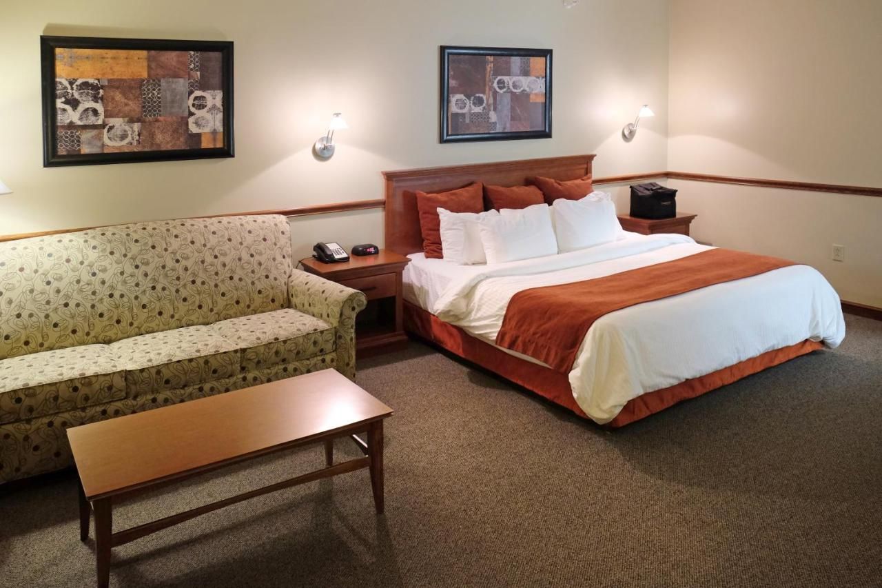 The Inn at Ohio Northern University 6