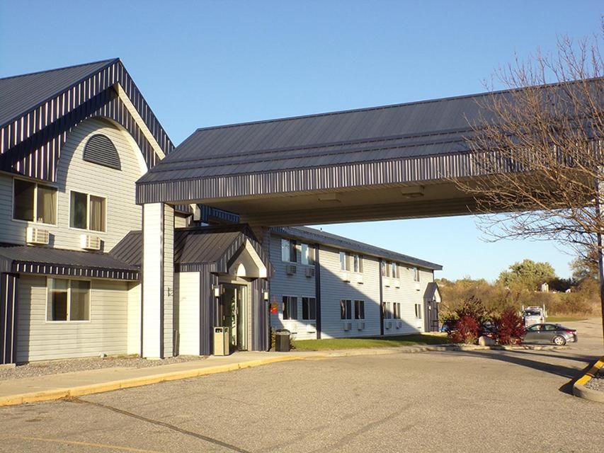 Morton Inn 8