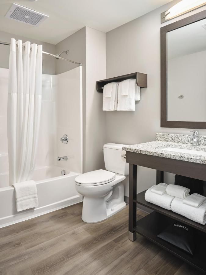 stayAPT Suites Huntsville 10