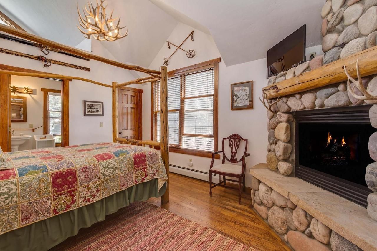 Minturn Inn 10