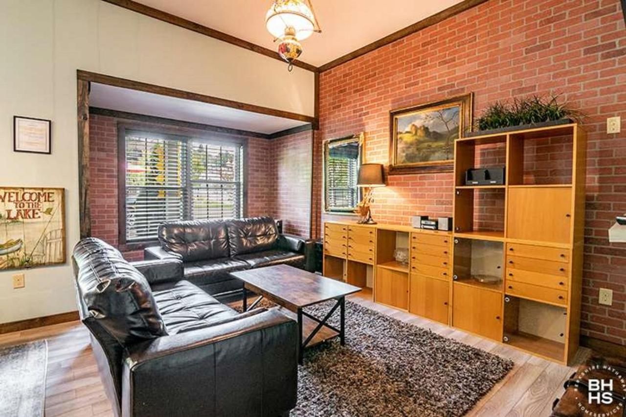 Downhill Lodge Condominium 6