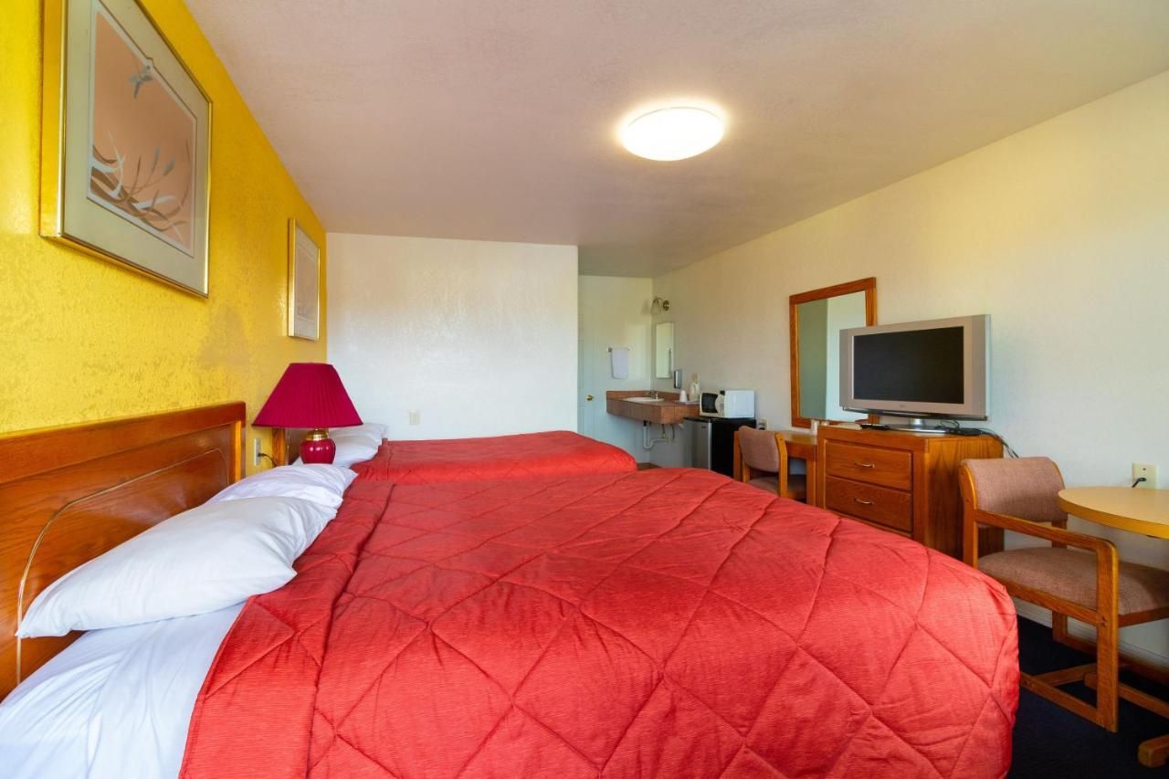 Roseburg Inn 10