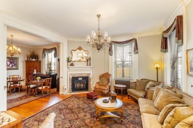 The Londonderry Inn 7