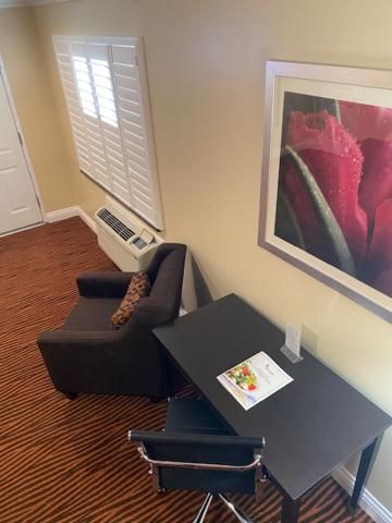 Convention Center Inn & Suites 7