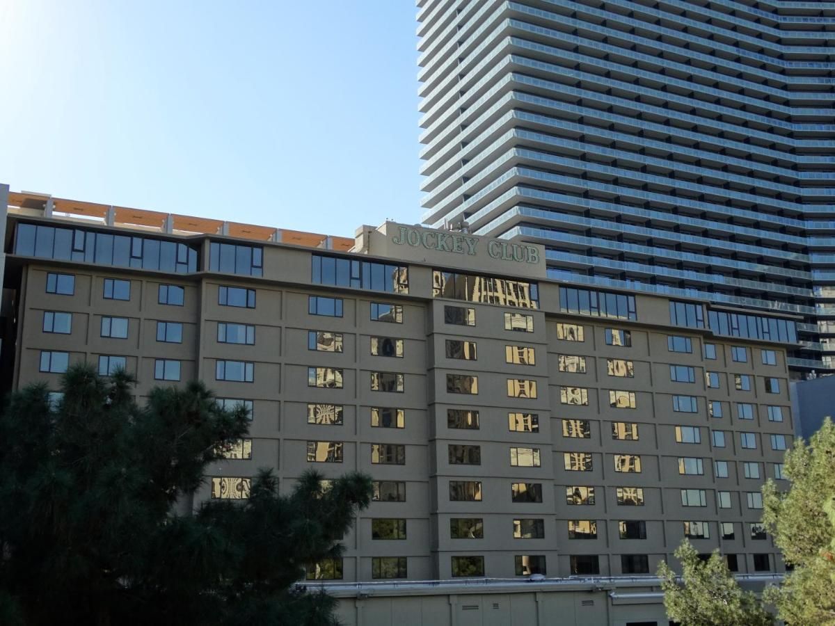 Suites at Jockey Club (No Resort Fee) 10