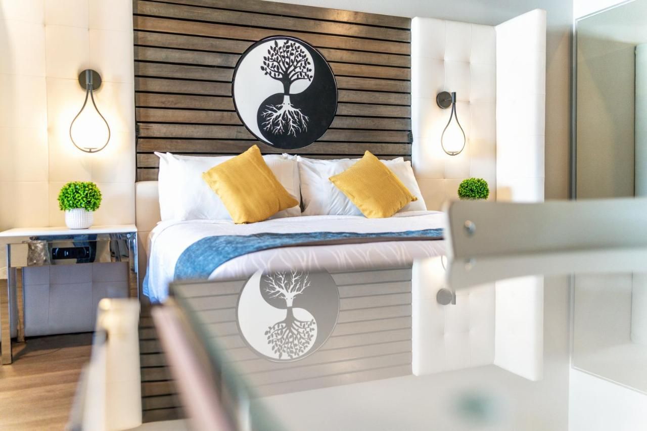 Aspire Inn Studios & Spas 7