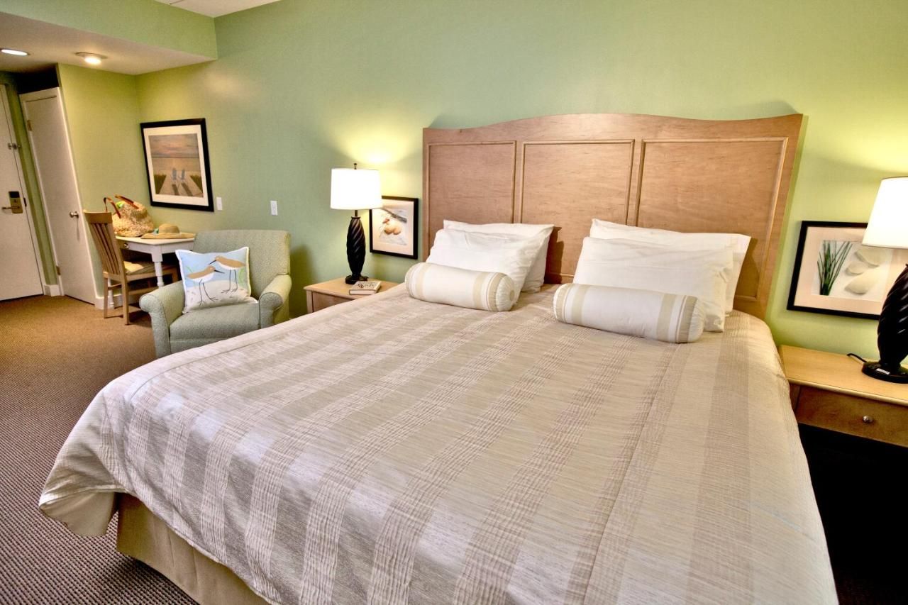 Holly Tree Resort 8