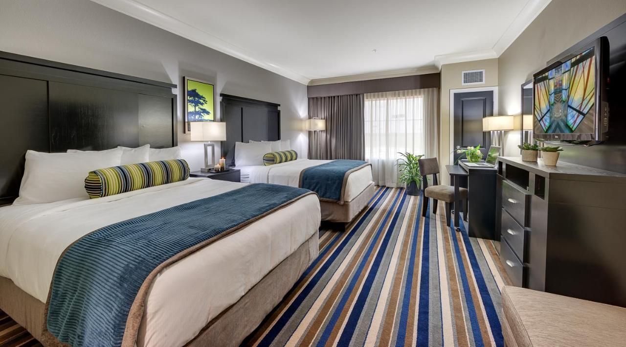 Cypress Bayou Casino Hotel 10
