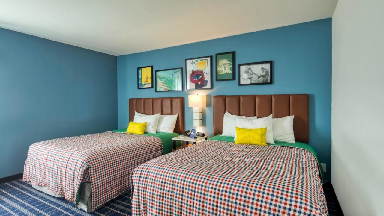 Uptown Suites Extended Stay Charlotte NC - Concord 6