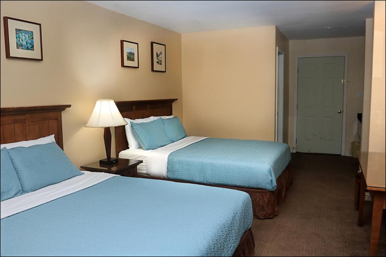 Antler Motel 6
