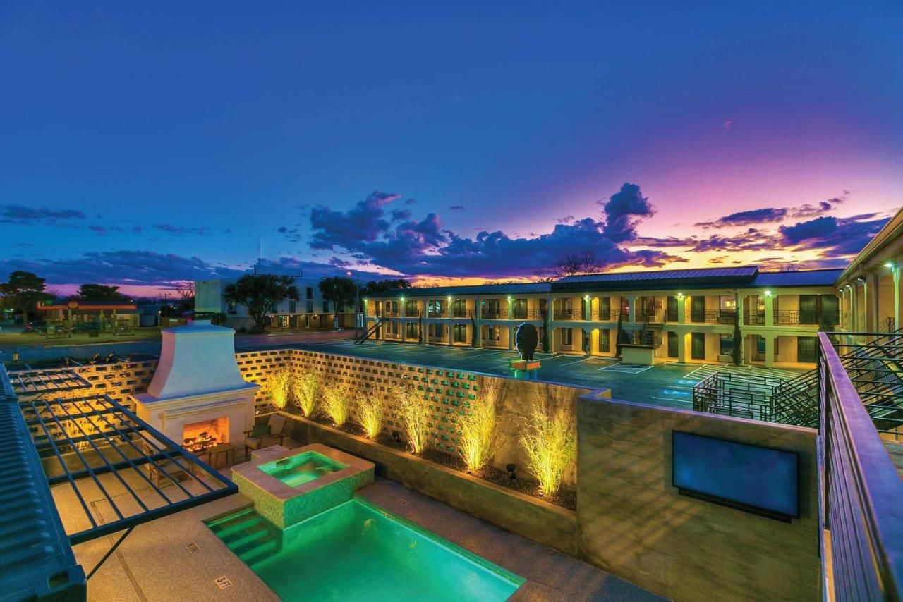 Angoria Hotel 8