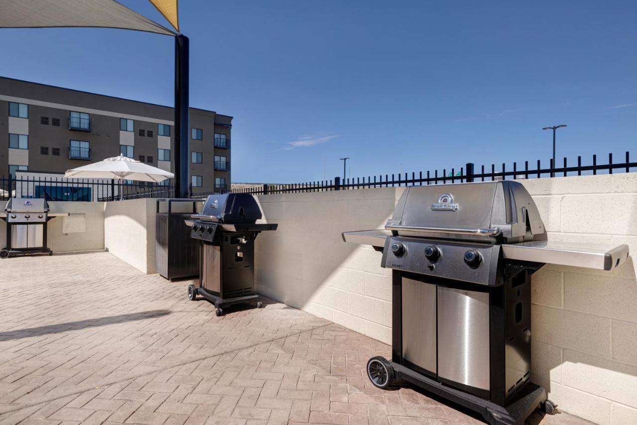 WaterWalk Extended Stay by Wyndham Tucson 9
