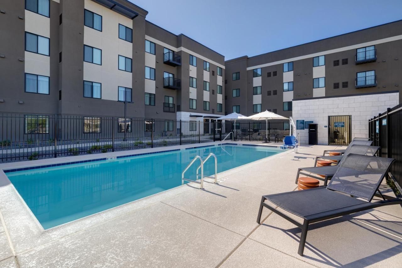 WaterWalk Extended Stay by Wyndham Tucson 8
