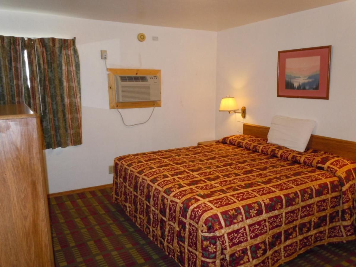Value Inn 8