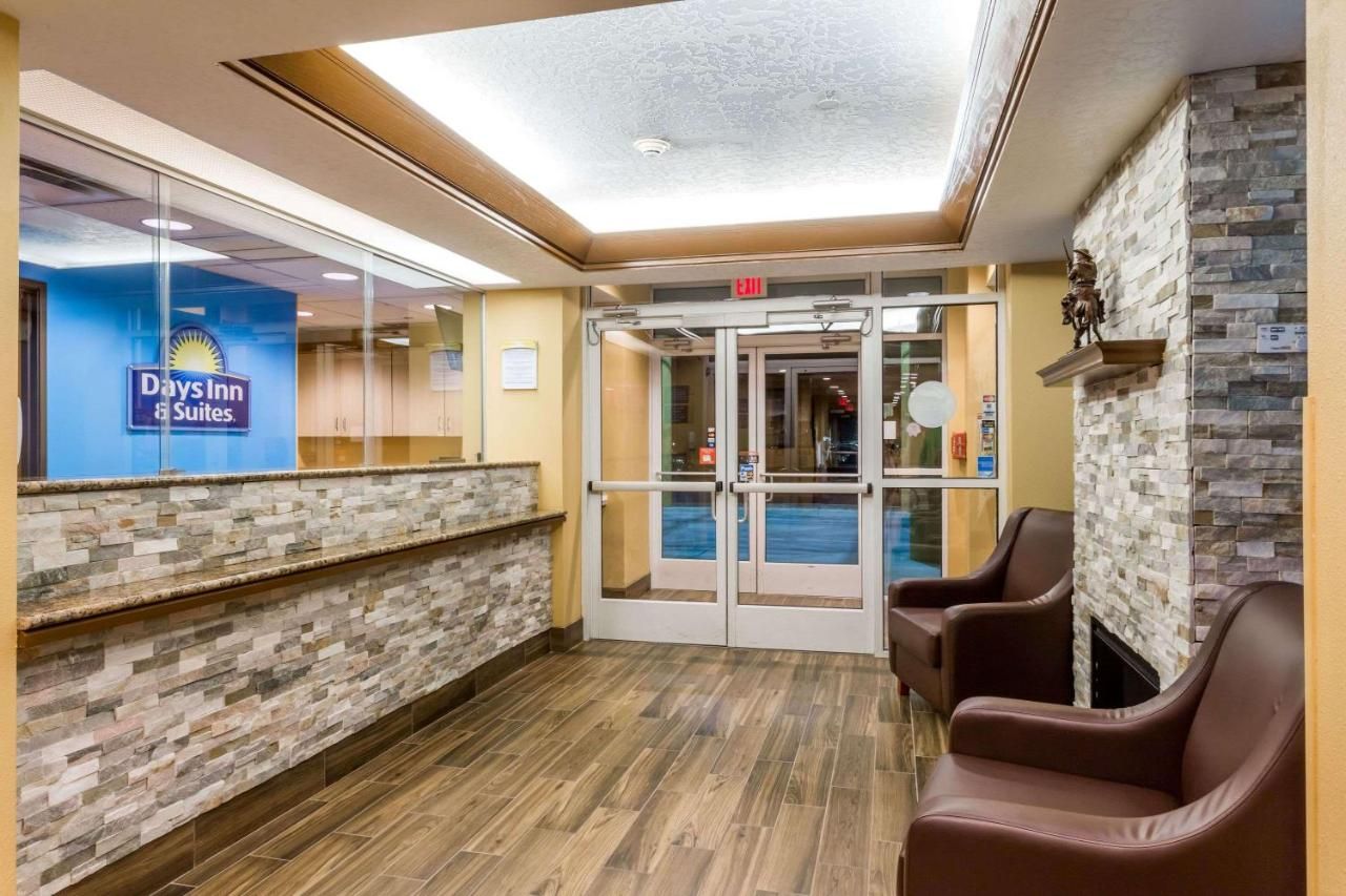 Days Inn by Wyndham Vernal 10