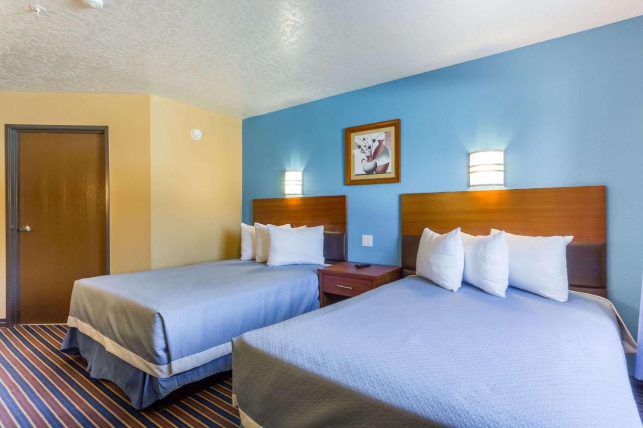 Days Inn by Wyndham Vernal 8