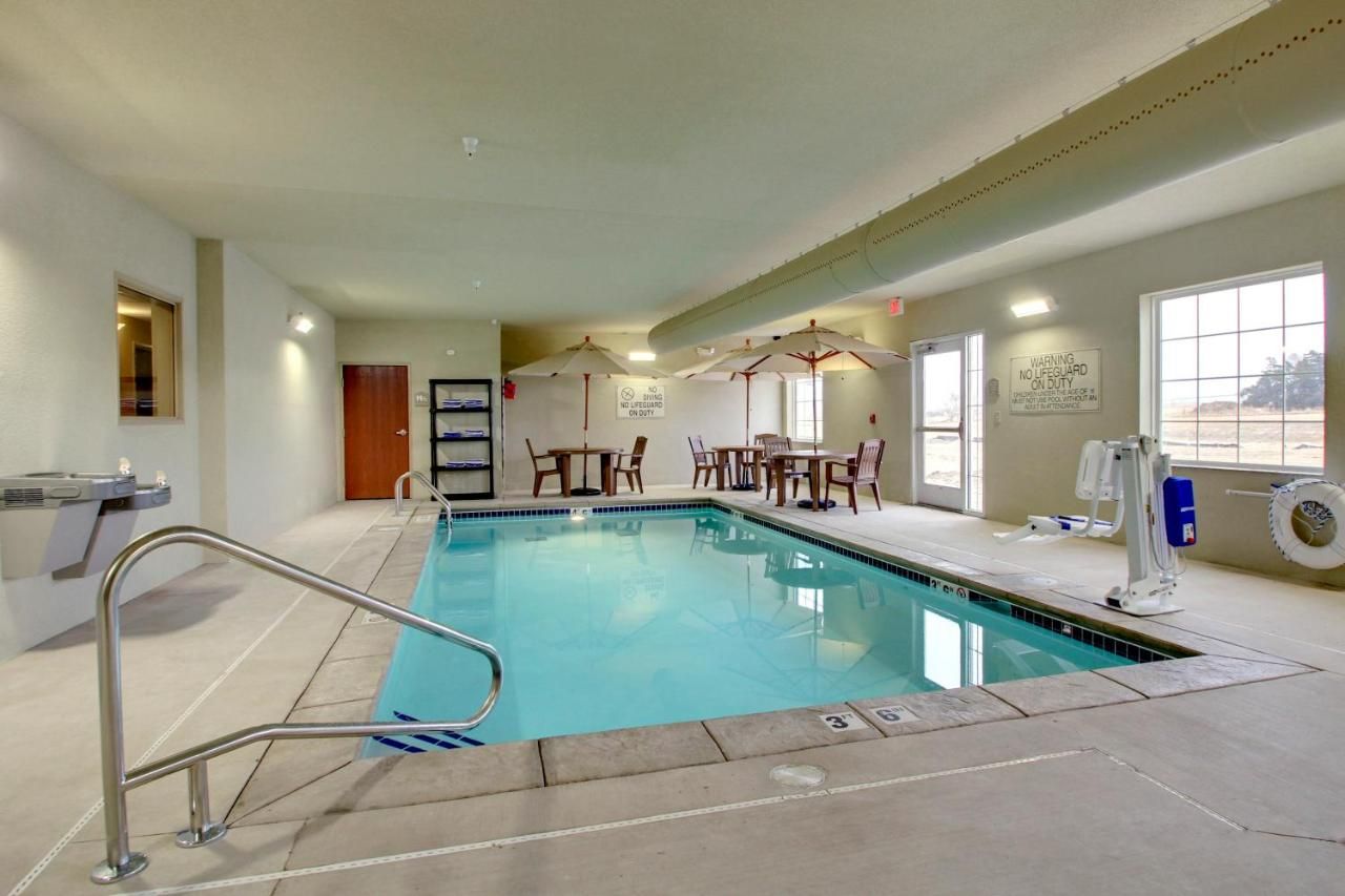 Stanton Inn and Suites 10