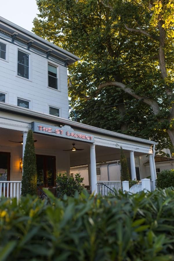 The St Laurent Guest Rooms 7