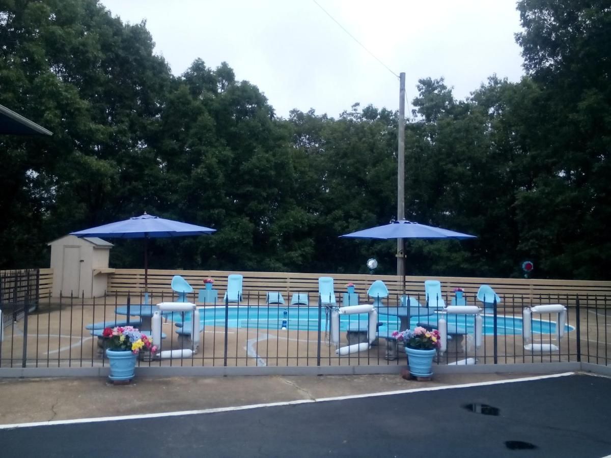 Mountain Country Motor Inn 10