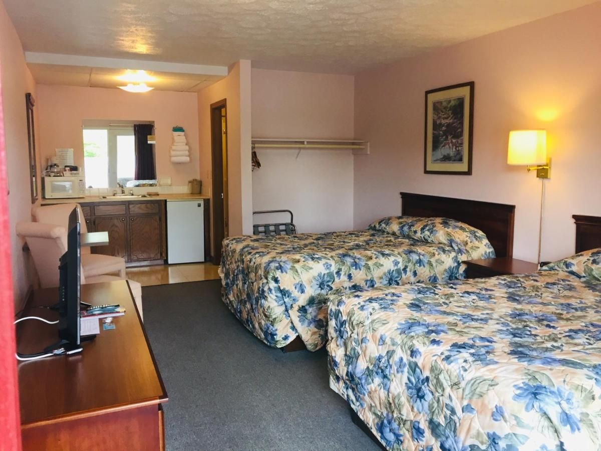 Mountain Country Motor Inn 9