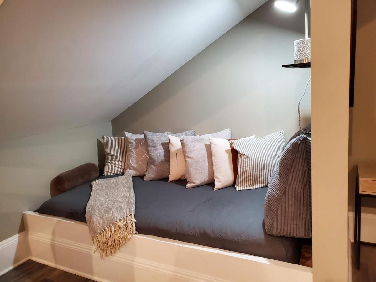 Anchor Inn Boutique Hotel 10