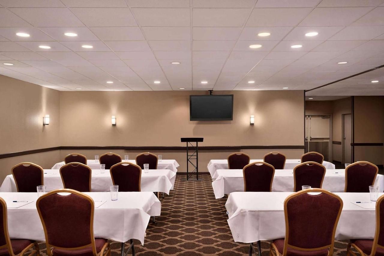 Days Inn by Wyndham Culpeper 7